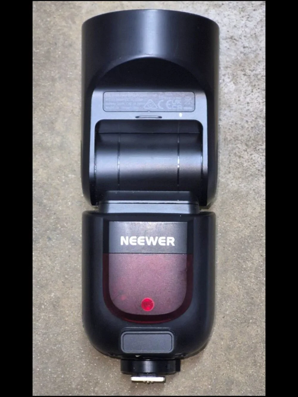 Neewer Z1-C TTL Li-ion Round Head Flash Speedlight CANON with 2 Batteries VGUC